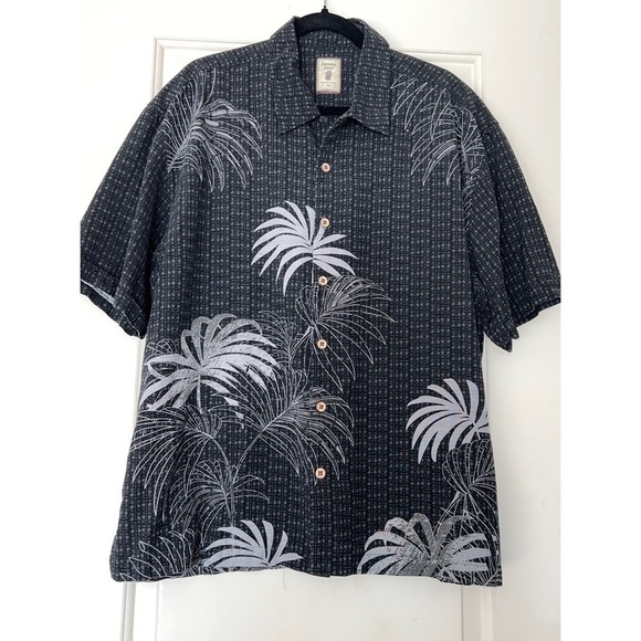 Jamaica Jaxx Other - Jamaica JAXX 100% SILK SHORT SLEEVE BLACK PALMS SHIRT - SIZE XL